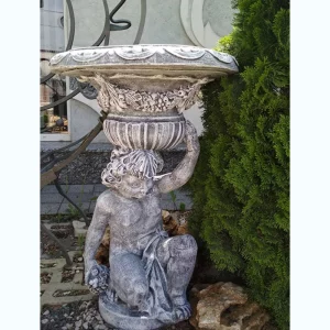 Скульптура Хлопчик з вазою